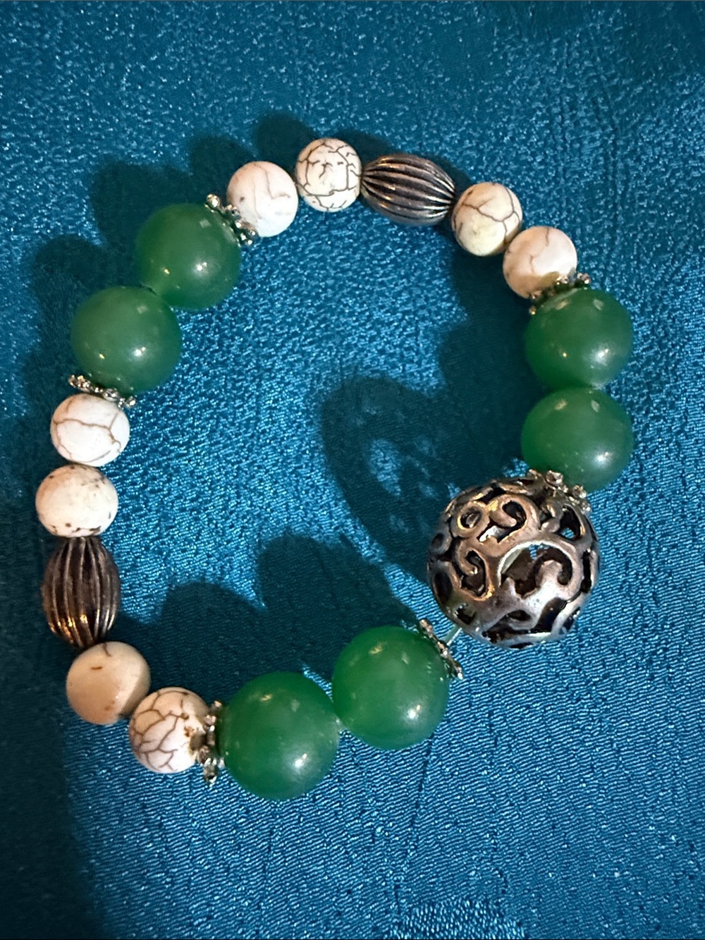 Green and White Beaded Bracelet with Filigree Silver Accent